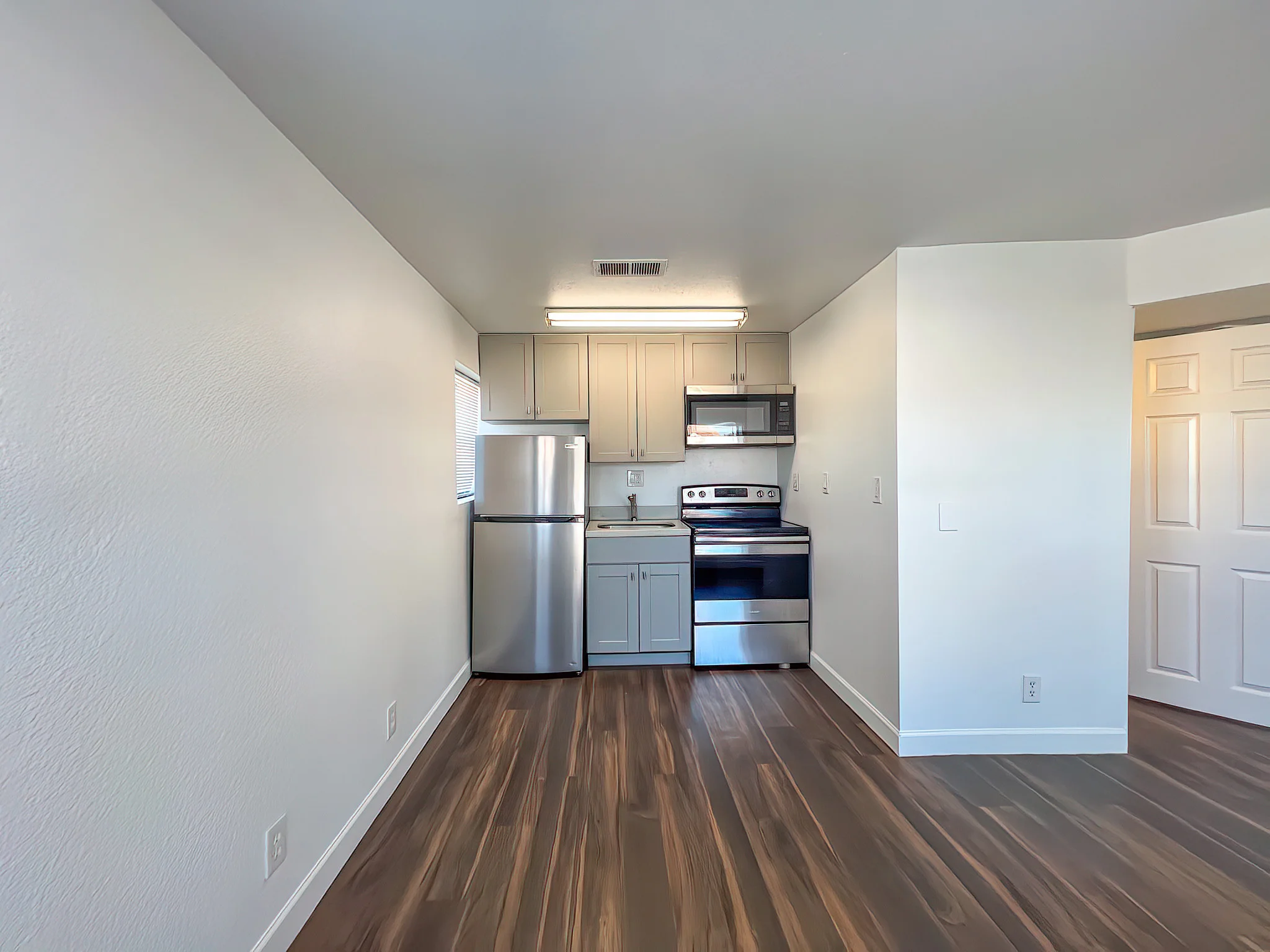 317 N 17th Dr Phoenix, AZ 85007 photo 2