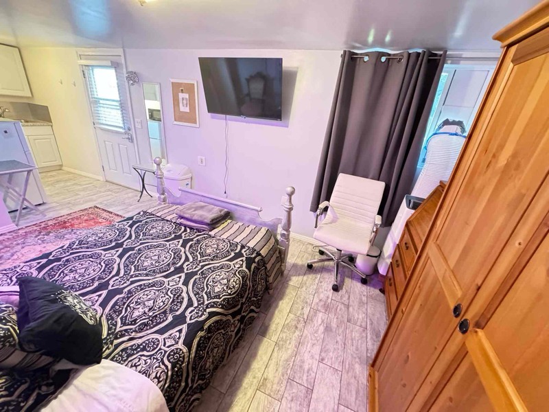Welcome to Napa in our beautiful relaxing setting hide away private guest house!  photo 3