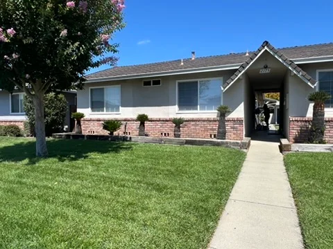 2175 Royal Dr Santa Clara, CA 95050