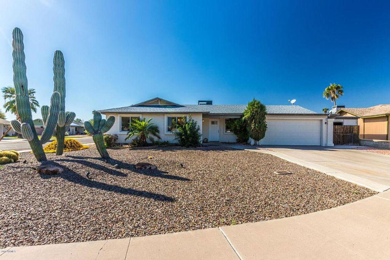 814 W Villa Maria Dr Phoenix, AZ 85023 photo 3