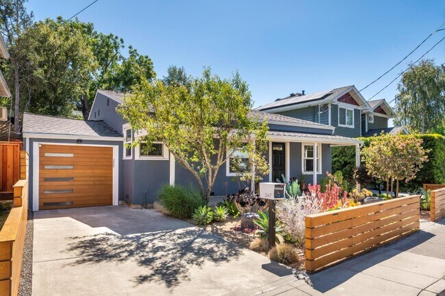 2667 San Carlos Ave San Carlos, CA 94070 photo 2