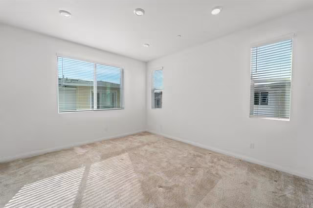 2027 Bluestone Cir Chula Vista, CA 91913 photo 3