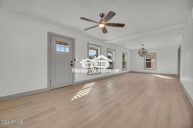 256 S Hobson Mesa, AZ 85204 photo 4