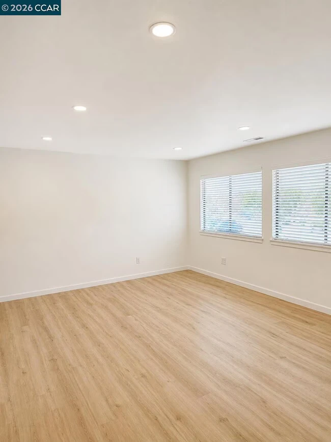 2735 McMorrow Rd San Pablo, CA 94806 photo 3