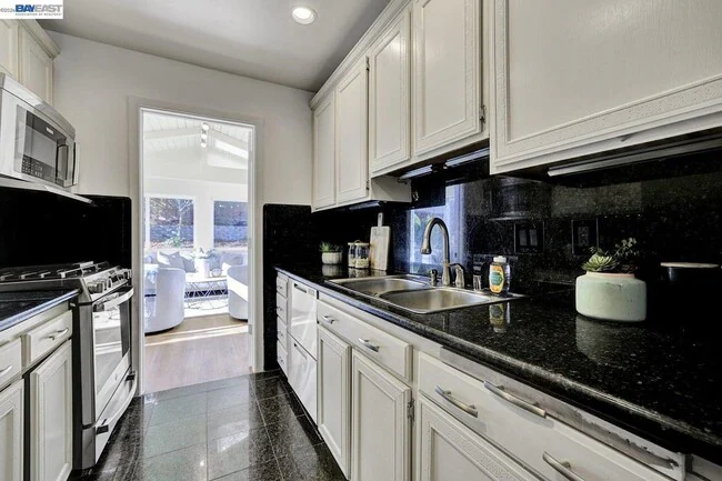 2620 Shady Draw Pinole, CA 94564 photo 5