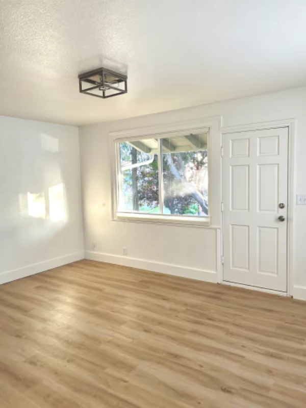 345 Military E Benicia, CA 94510 photo 3