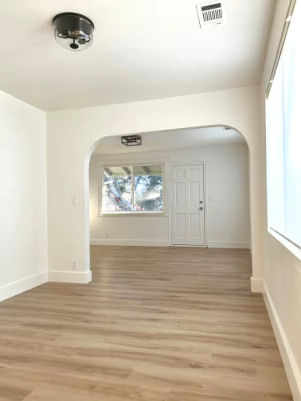 345 Military E Benicia, CA 94510 photo 4