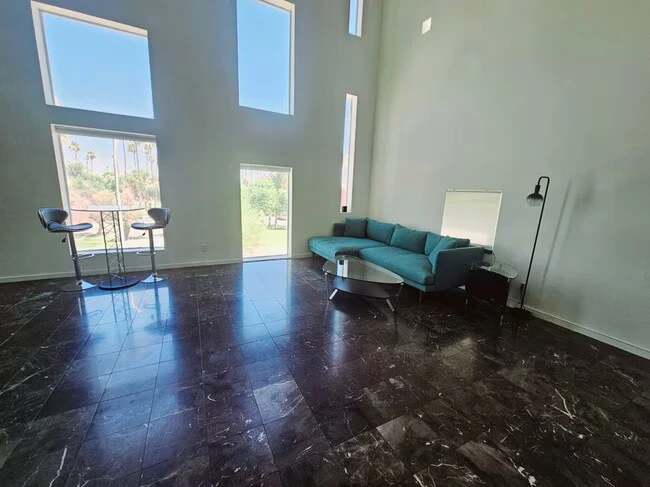 1111 W University Dr Tempe, AZ 85281 photo 3