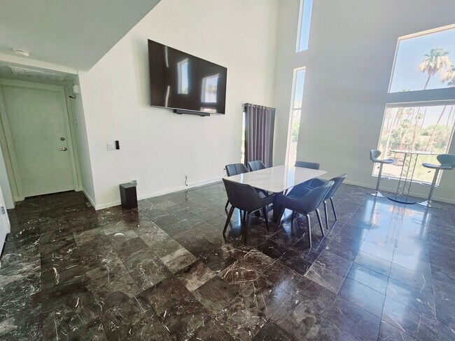 1111 W University Dr Tempe, AZ 85281 photo 5