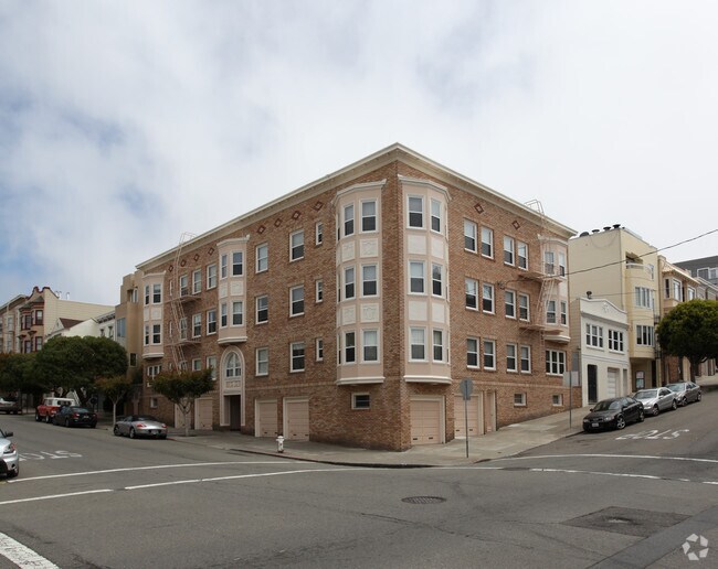 1695 Filbert Street, San Francisco, CA 94123 photo 3