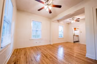 4507 Avenue F Austin, TX 78751 photo 3