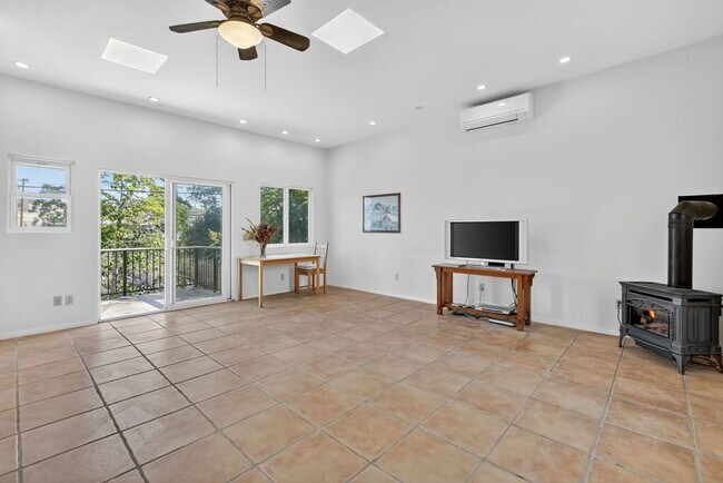 4184 Rochester Rd San Diego, CA 92116 photo 4