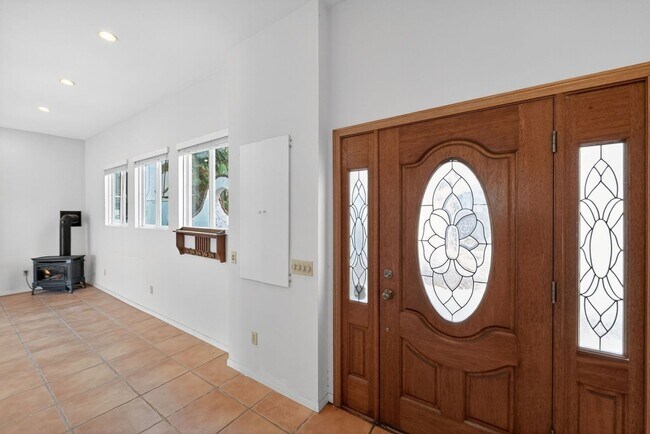 4184 Rochester Rd San Diego, CA 92116 photo 2