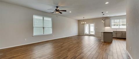 1609 Hinckley Avenue, Aubrey, TX 76227 photo 5