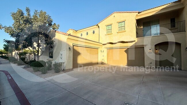 1367 S Country Club Dr Mesa, AZ 85210 photo 3