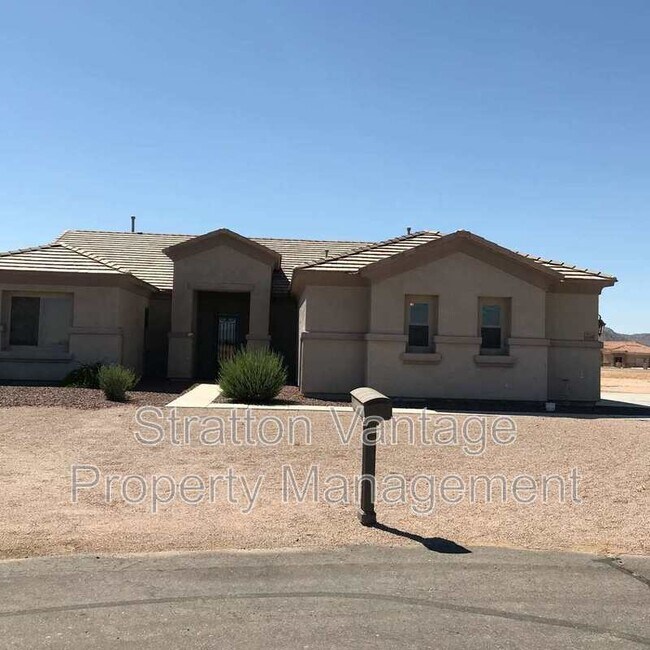 6730 W Quarter Horse Run