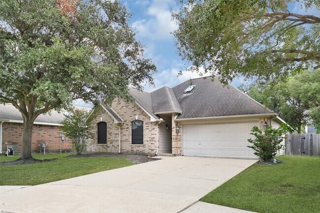 7506 Alpine Park Lane, Cypress, TX 77433 photo 2