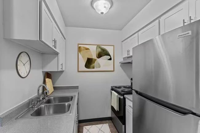 Coronado Glen Apartments photo 5