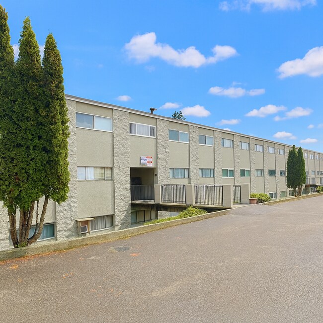 Christine Apartments photo 2