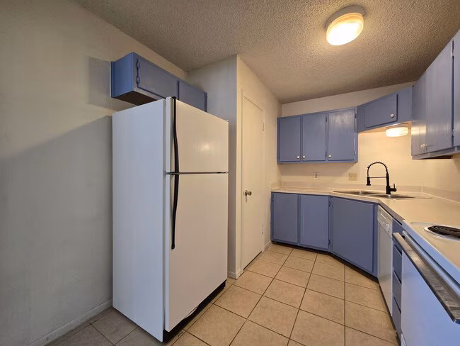 3101 Honeysuckle Cir Killeen, TX 76542 photo 4