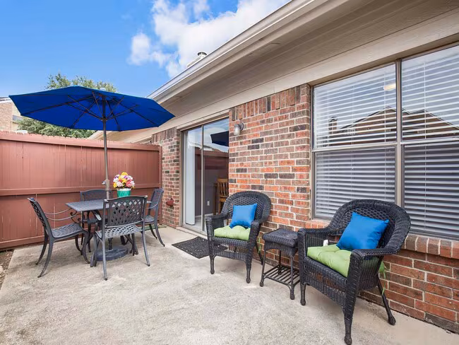 Galleria Townhomes photo 2