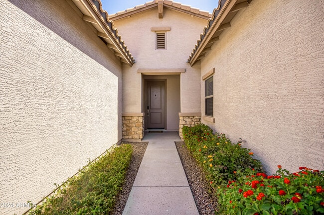2695 E Rakestraw Ln Gilbert, AZ 85298 photo 3