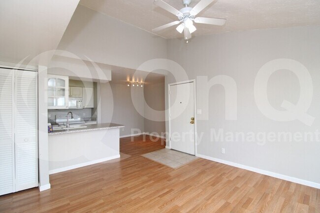 8055 E Thomas Rd Scottsdale, AZ 85251 photo 5