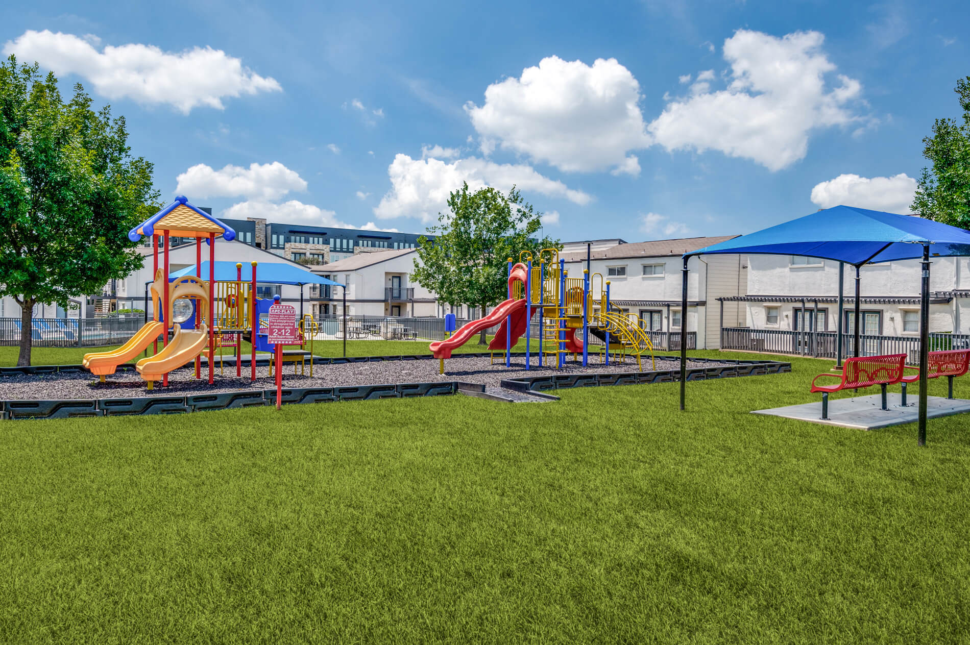 Addison Apartments at the Park photo 5