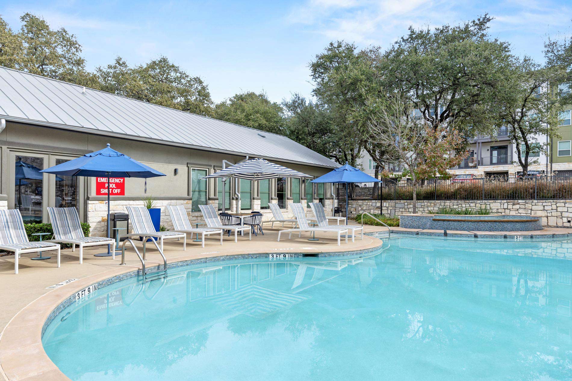 1200 Estancia Pkwy Austin, TX 78748 photo 4