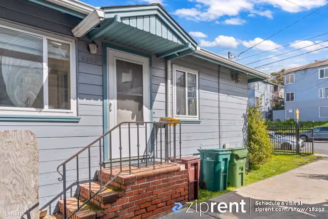2527 26th Avenue, Oakland, CA 94601 photo 2