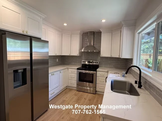 4367 Gloria Ct Rohnert Park, CA 94928 photo 3
