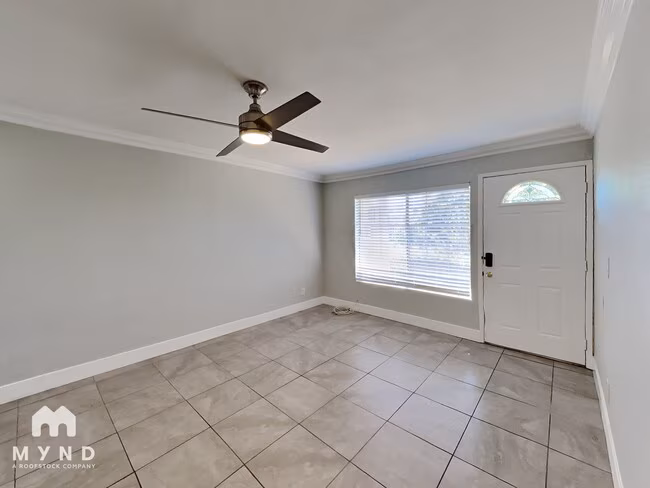4775 Seminole Dr San Diego, CA 92115 photo 4