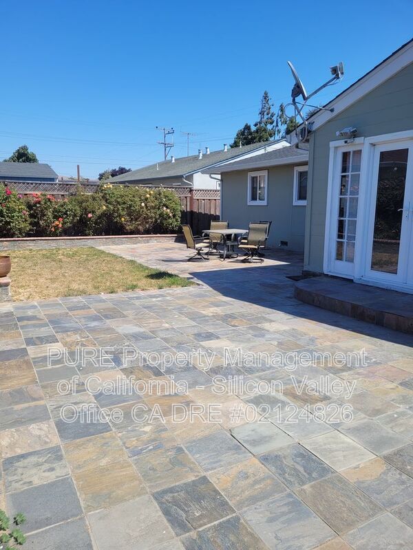 4715 Nicolet Ave photo 3