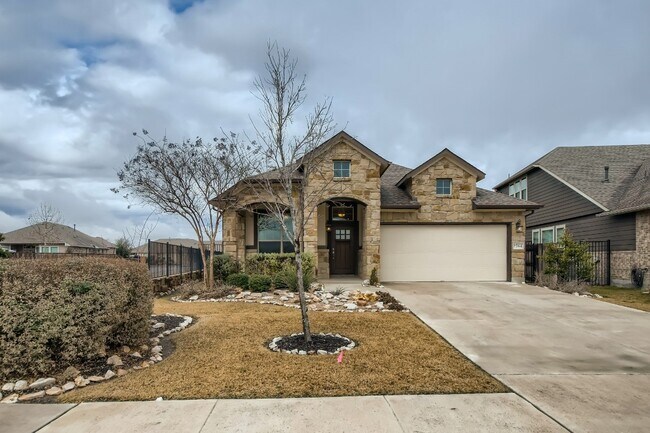 764 Bonnet Blvd Georgetown, TX 78628 photo 2