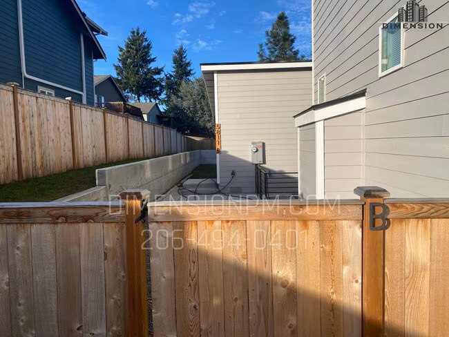 5811 27th St NE Tacoma, WA 98422 photo 4
