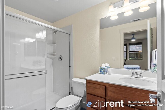 1139 66th Street, Oakland, CA 94608 photo 4
