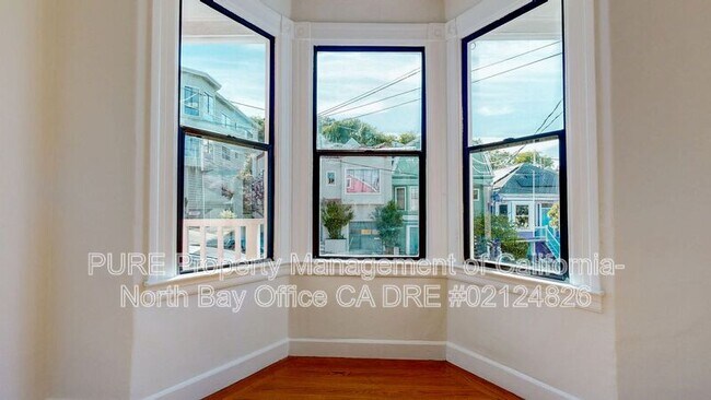 1601 Treat Ave photo 5