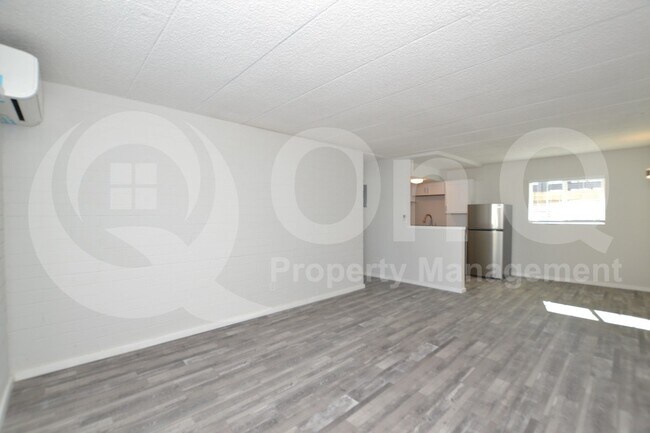 44 E Roanoke Ave Phoenix, AZ 85012 photo 5