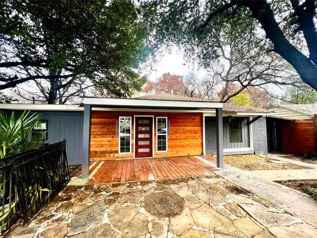 208 Cliffdale Ave Dallas, TX 75211 photo 4
