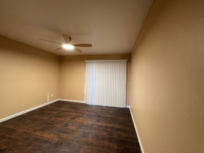 3 Bedroom Single Family Home in Hercules photo 2