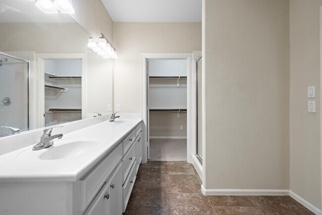 2865 Westhollow Drive, Houston, TX 77082 photo 3