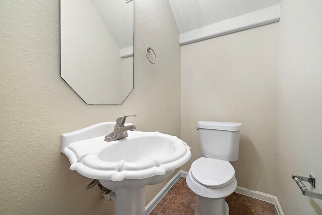 2865 Westhollow Drive, Houston, TX 77082 photo 2