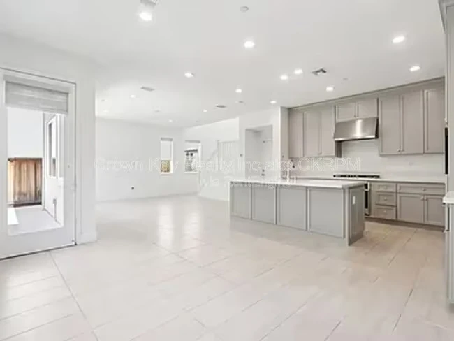 1363 S Shields Ave Mountain House, CA 95391 photo 3