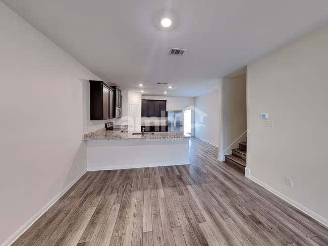 1126 Treeta Trail Kyle, TX 78640 photo 5