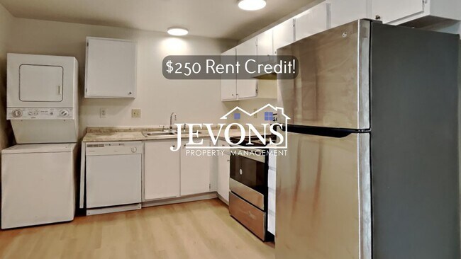 2076 E 56th St Tacoma, WA 98404 photo 2