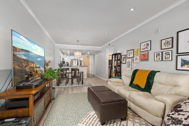 1150 J St San Diego, CA 92101 photo 3