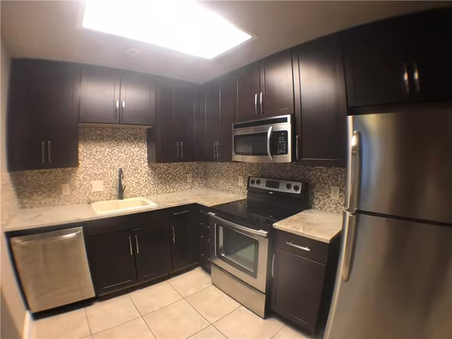 2529 Rio Grande St Austin, TX 78705 photo 5
