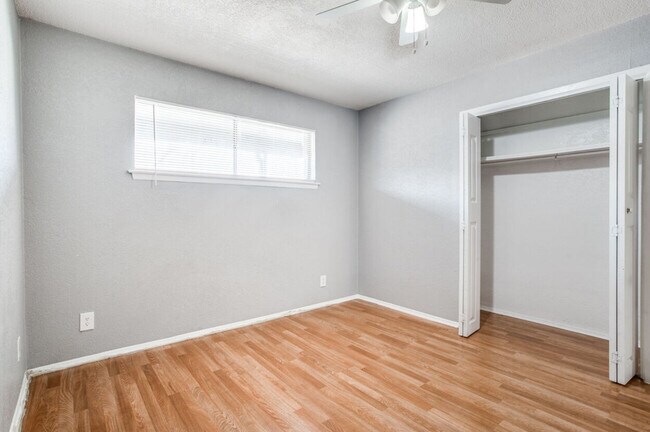 Esperanza Apartments photo 4