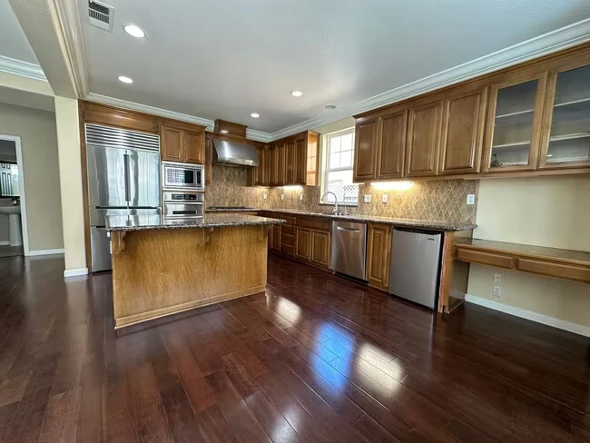 4397 Rivermark Pkwy Santa Clara, CA 95054 photo 2