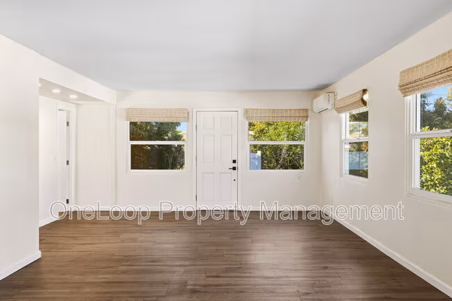 2985 New Jersey Ave Lemon Grove, CA 91945 photo 5
